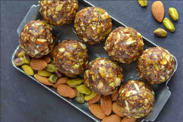 Dry Fruits Big Cut Laddu
